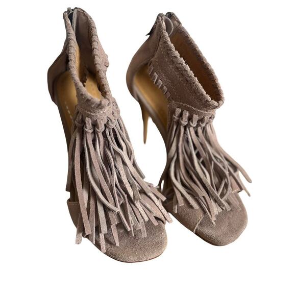 Y2K 2000'S VINTAGE CHINESE LAUNDRY TAN SUEDE FRINGE HEELS SZ. 5 1/2 - Picture 2 of 8